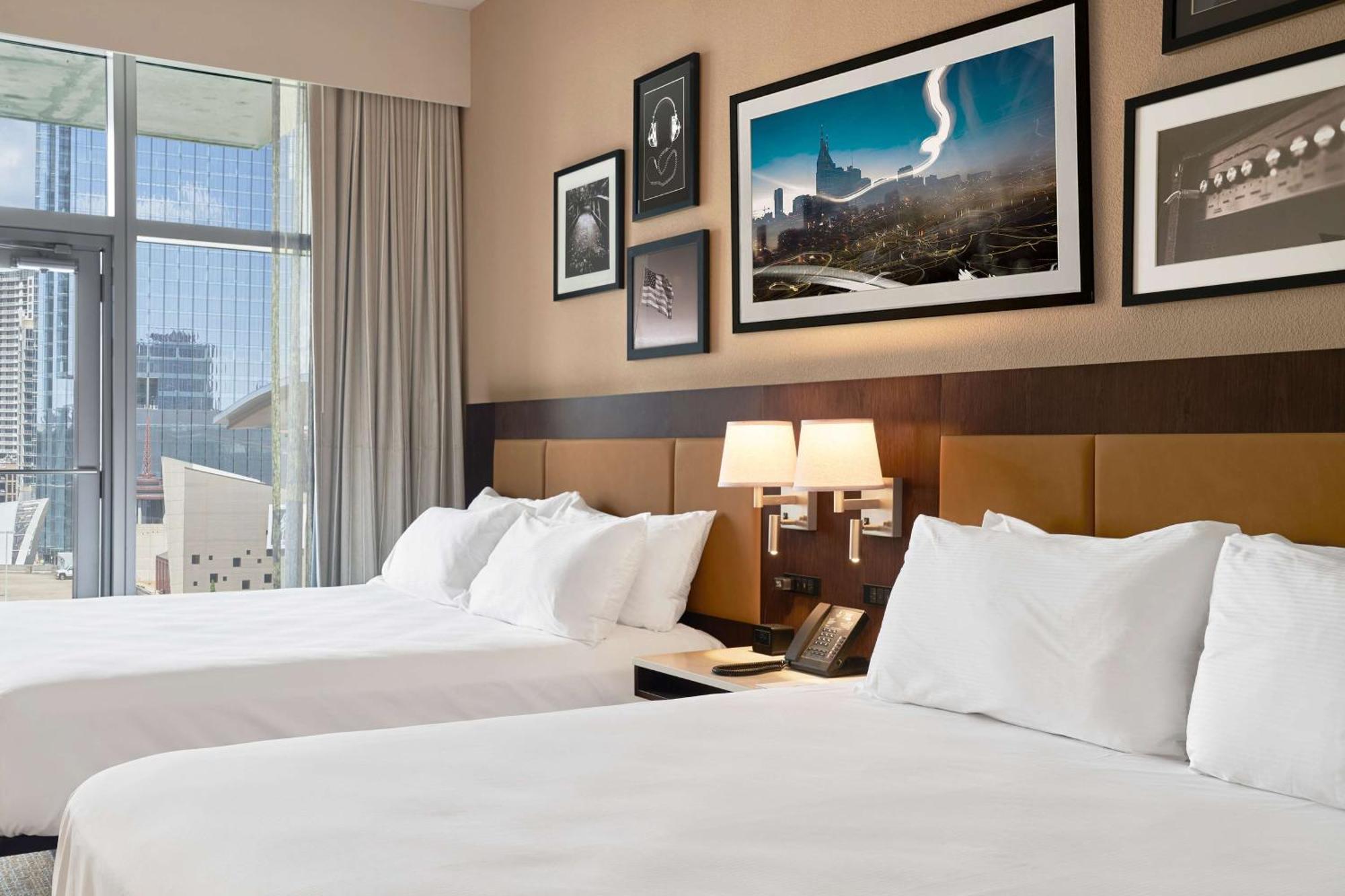 Embassy Suites By Hilton Nashville Downtown ภายนอก รูปภาพ