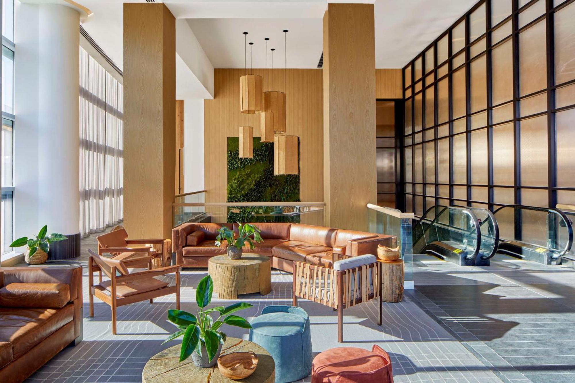 Embassy Suites By Hilton Nashville Downtown ภายนอก รูปภาพ