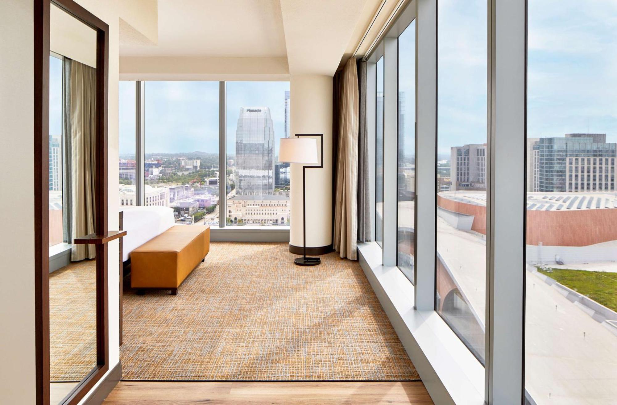 Embassy Suites By Hilton Nashville Downtown ภายนอก รูปภาพ