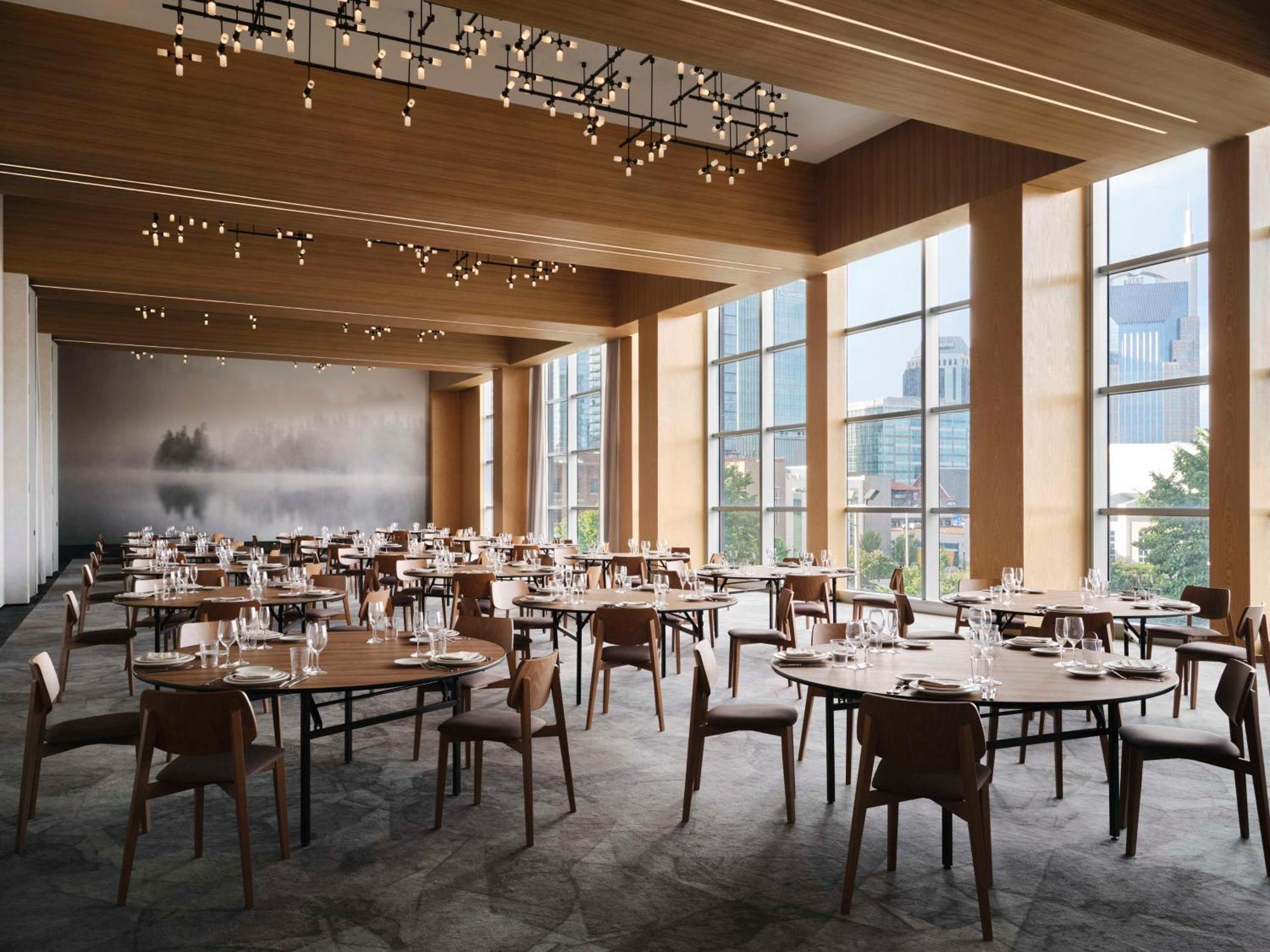Embassy Suites By Hilton Nashville Downtown ภายนอก รูปภาพ